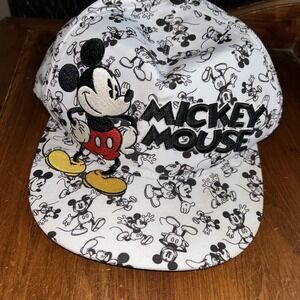 Disney Parks Mickey Mouse Embroidered Hat Baseball Cap Black White Snapback